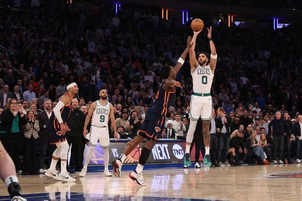 Celtics Road Reign Continues with OT Win Over Knicks 9th Straight 3